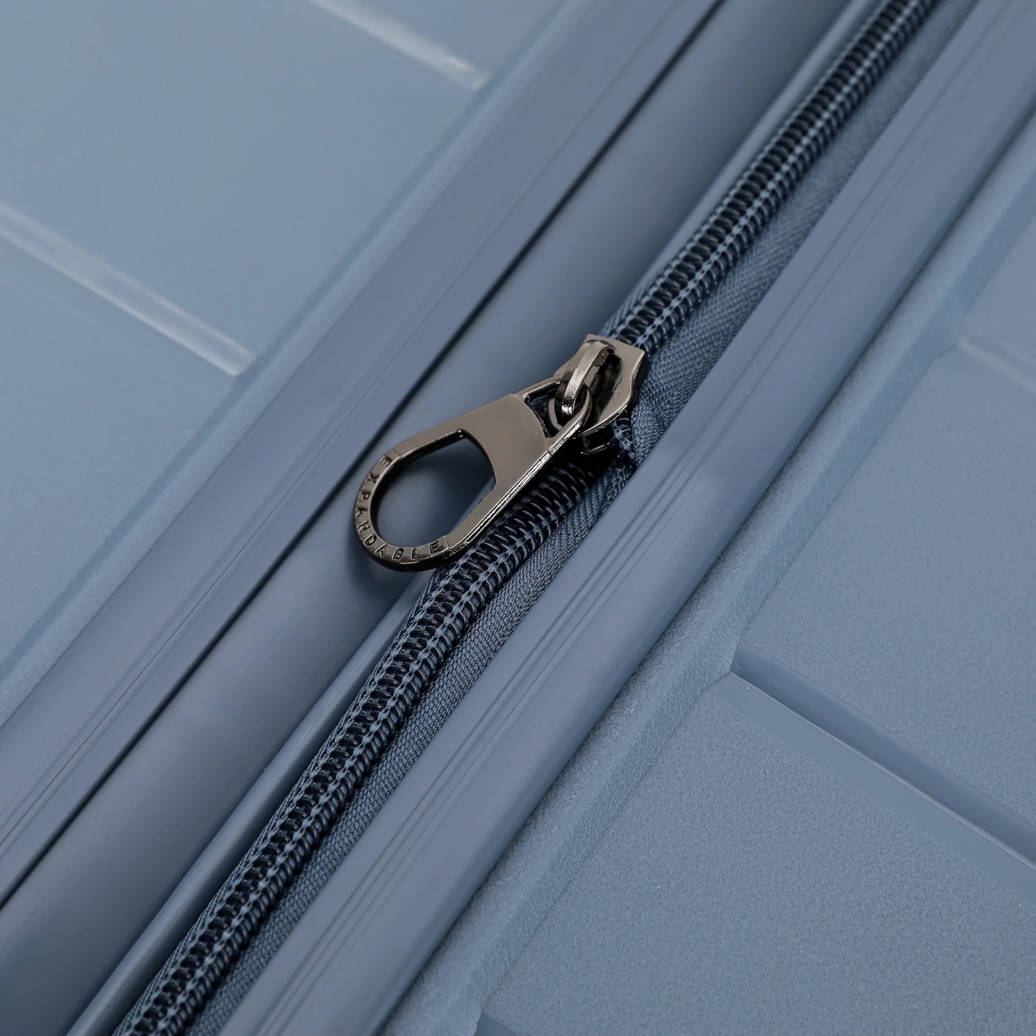 The New Zealand Luggage Co Pilot Collection Polypropylene 55cm Carry-on trolley case NZ005C-Slate - Image 10