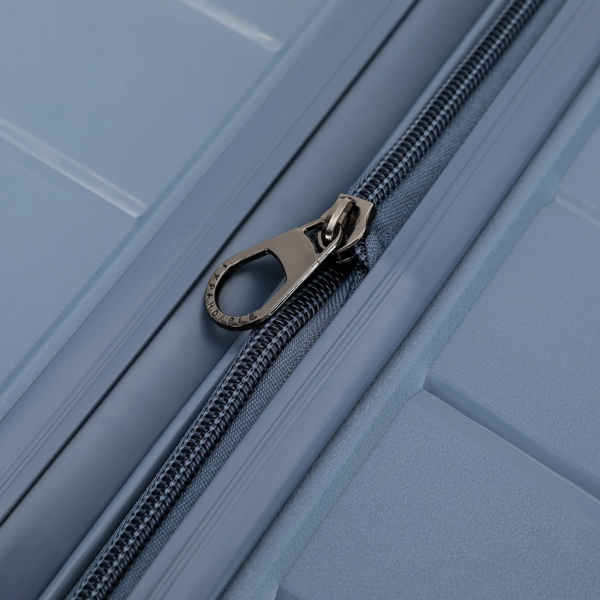 The New Zealand Luggage Co Pilot Collection Polypropylene 66cm Trolley Luggage NZ005B-Slate - Image 11